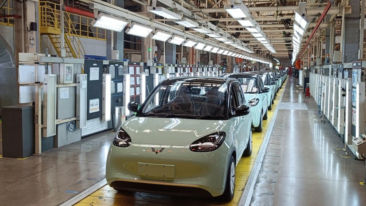 Wuling Motors merayakan hari jadinya yang ke-8 pada Jumat (11/7/2025) di fasilitas produksinya yang berlokasi di Cikarang, Jawa Barat. (Foto: Adiantoro/NTV)