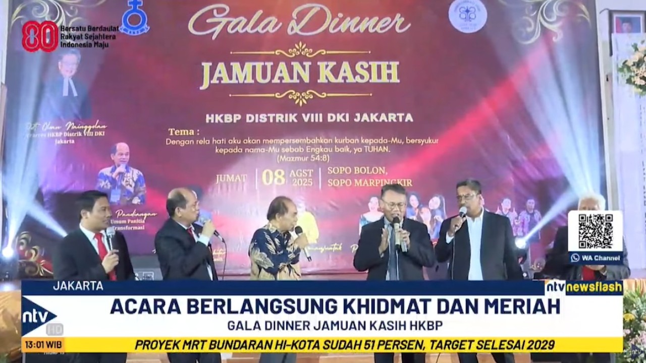 Gala Dinner Jamuan Kasih Huria Kristen Batak Protestan (HKBP) Distrik VIII DKI Jakarta berlangsung meriah.