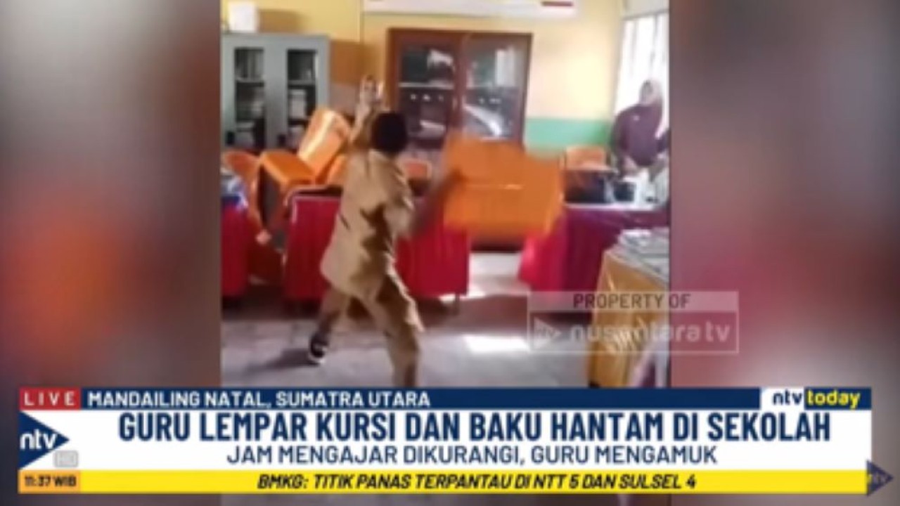 Seorang guru honorer di Mandailing Natal, Sumut mengamuk dan membanting kursi hingga hancur