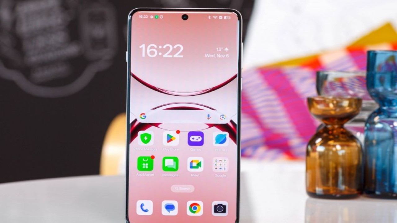 Oppo Find X8 Pro dengan ColorOS 15. (Foto: Istimewa via GSM Arena)