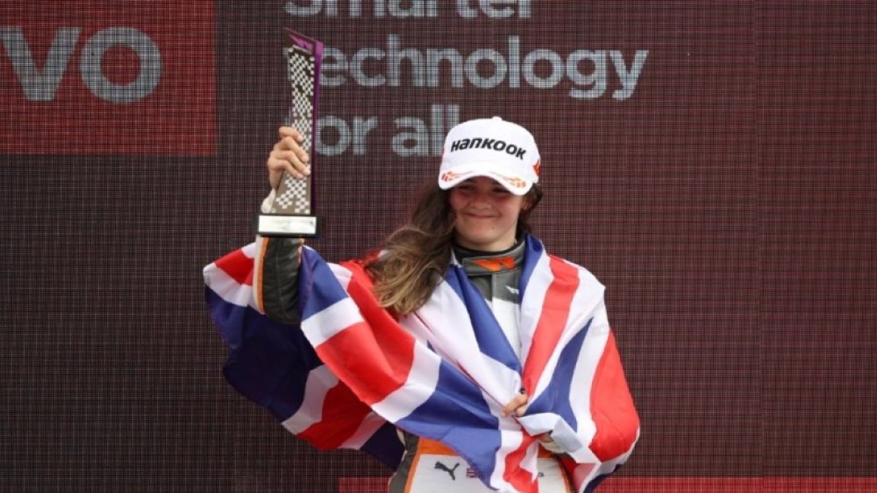 Abbi Pulling finis di posisi ke-17 dalam tes rookie Formula E bulan Juli. Dia adalah pebalap wanita dengan posisi tertinggi. (Foto: Reuters)