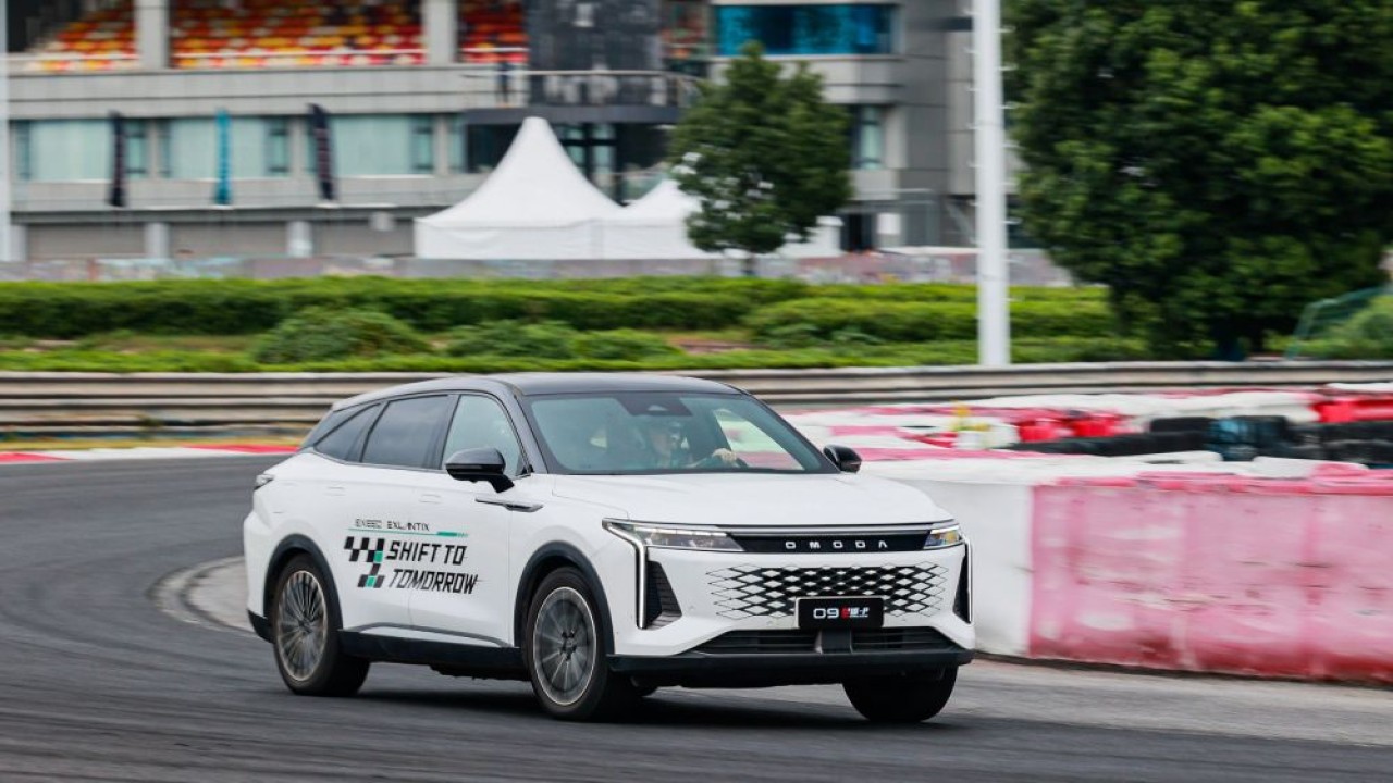 OMODA O9 SHS diuji di Sirkuit Tianma, Shanghai, China. (Foto: Istimewa)