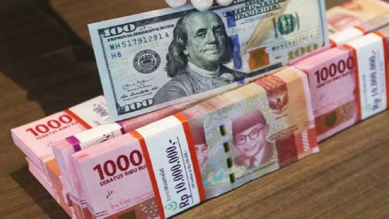 Mata uang Rupiah dan Dolar AS/ist