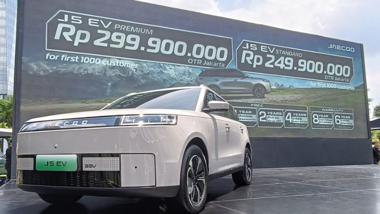 SUV listrik JAECOO J5 EV yang menjadi model terlaris di Indonesia