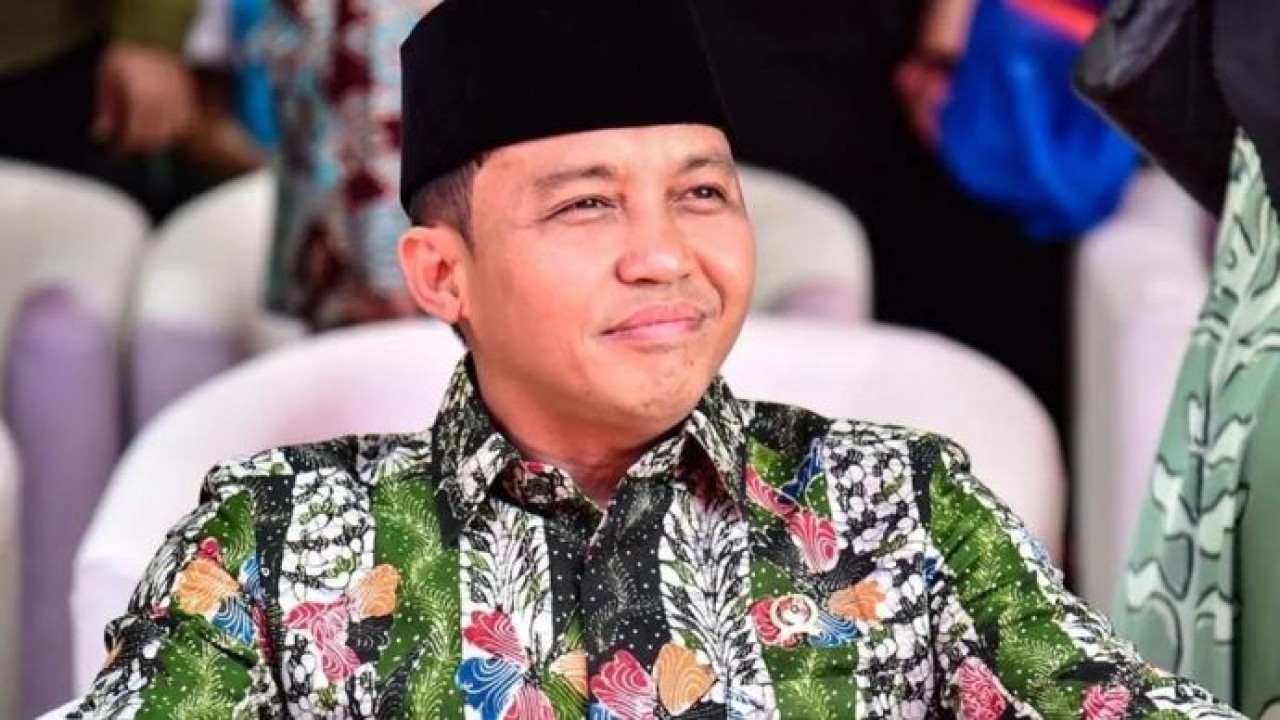 Menteri Kehutanan (Menhut) Raja Juli Antoni dalam Acara Milad ke-113 digelar di Universitas Muhammadiyah Bandung, Jawa Barat, Selasa 18 November 2025. (ANTARA/HO-Kemenhut RI) (Antara)