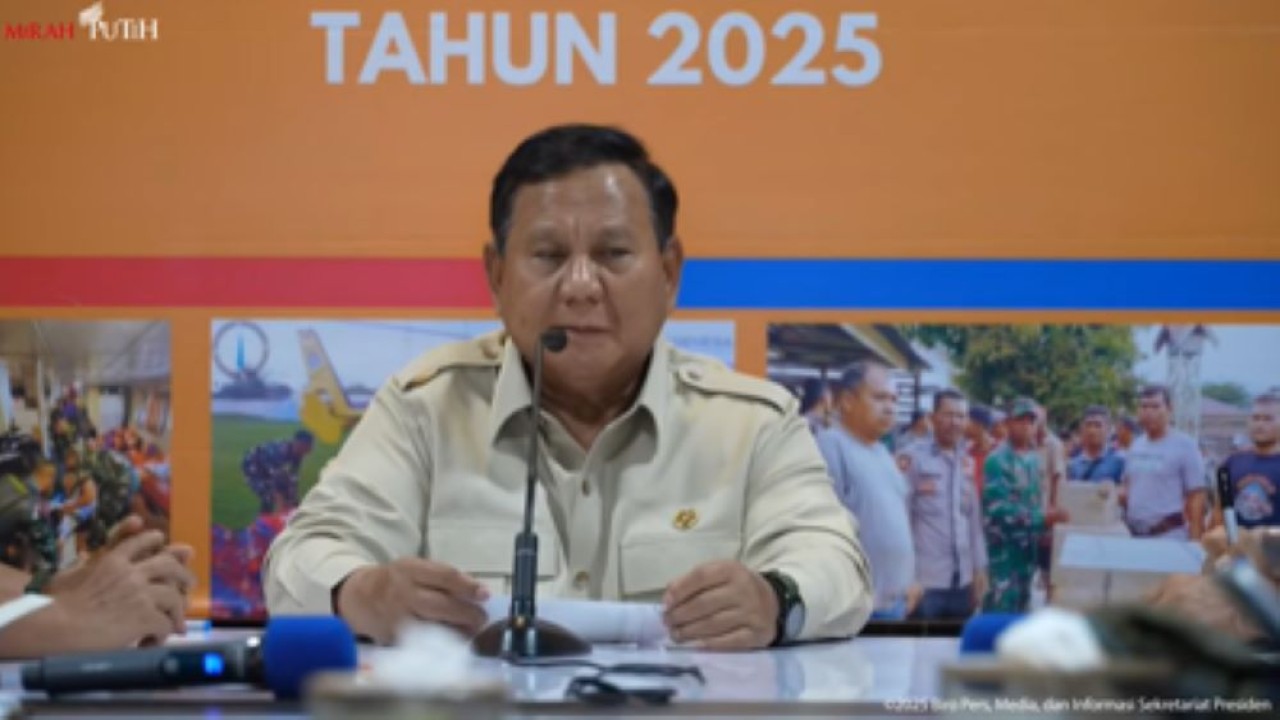 Presiden Prabowo Subianto menyampaikan arahan penanganan dan pemulihan bencana Aceh, Sumut dan Sumbar (tangkapan layar YouTube Sekretariat Presiden)