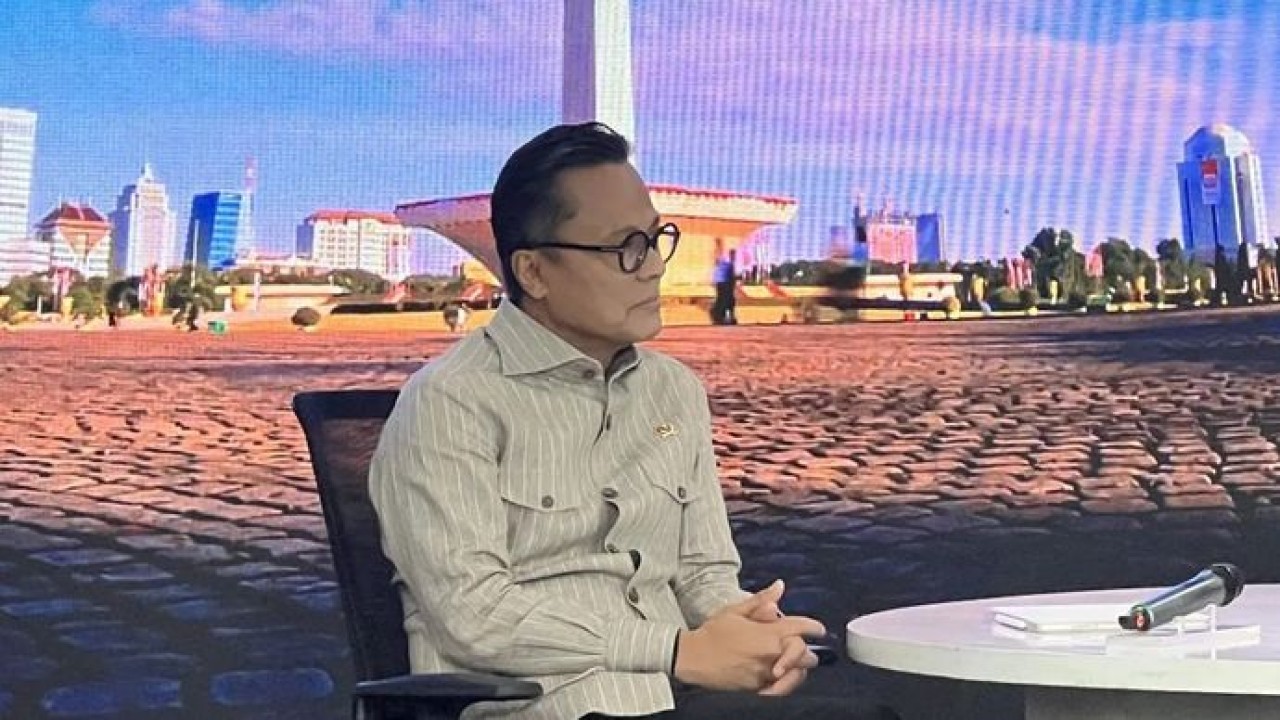 Chief Operating Officer (COO) Badan Pengelola Investasi Daya Anagata Nusantara (Danantara Indonesia) Dony Oskaria dalam acara “Danantara: Menggerakkan Raksasa, Menyalakan Mesin Ekonomi Indonesia” yang digelar di Jakarta, Rabu, 28 Januari 2026. ANTARA/Putu Indah Savitri. (Antara)