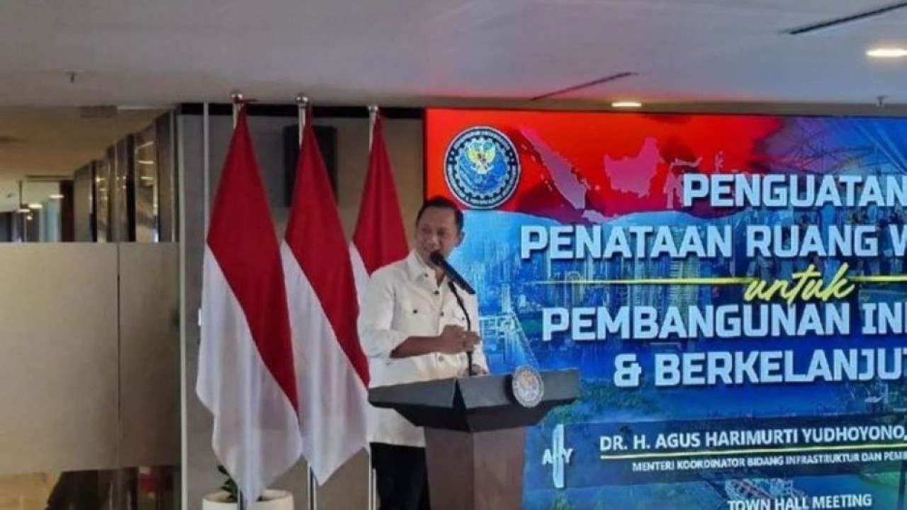 Menteri Koordinator Bidang Infrastruktur dan Pembangunan Kewilayahan (Menko IPK) Agus Harimurti Yudhoyono (AHY) menyampaikan arahan dalam Townhall Meeting di Jakarta, Senin, 9 Februari 2026. (Foto: ANTARA/Aji Cakti)