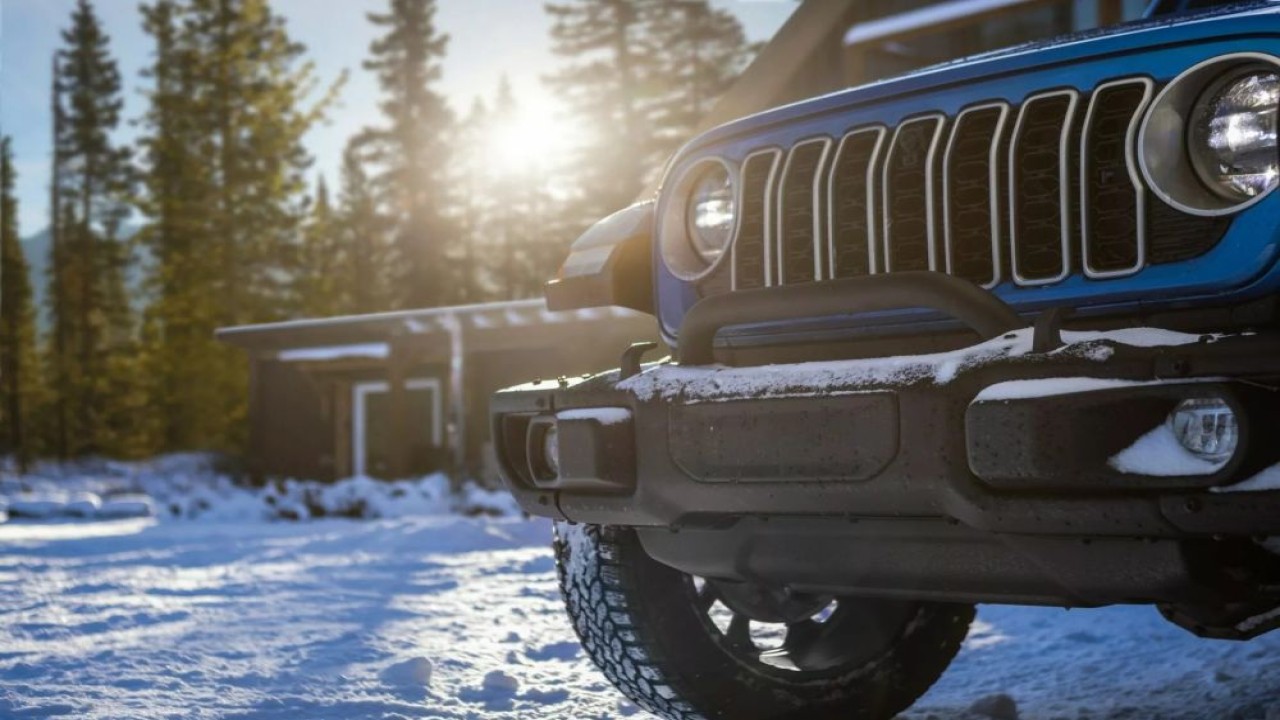 Jeep Wrangler 4xe sempat menjadi PHEV terlaris di AS dan mendorong ekspansi lini 4xe ke Grand Cherokee selama beberapa tahun. (Foto: Istimewa via Carscoops)