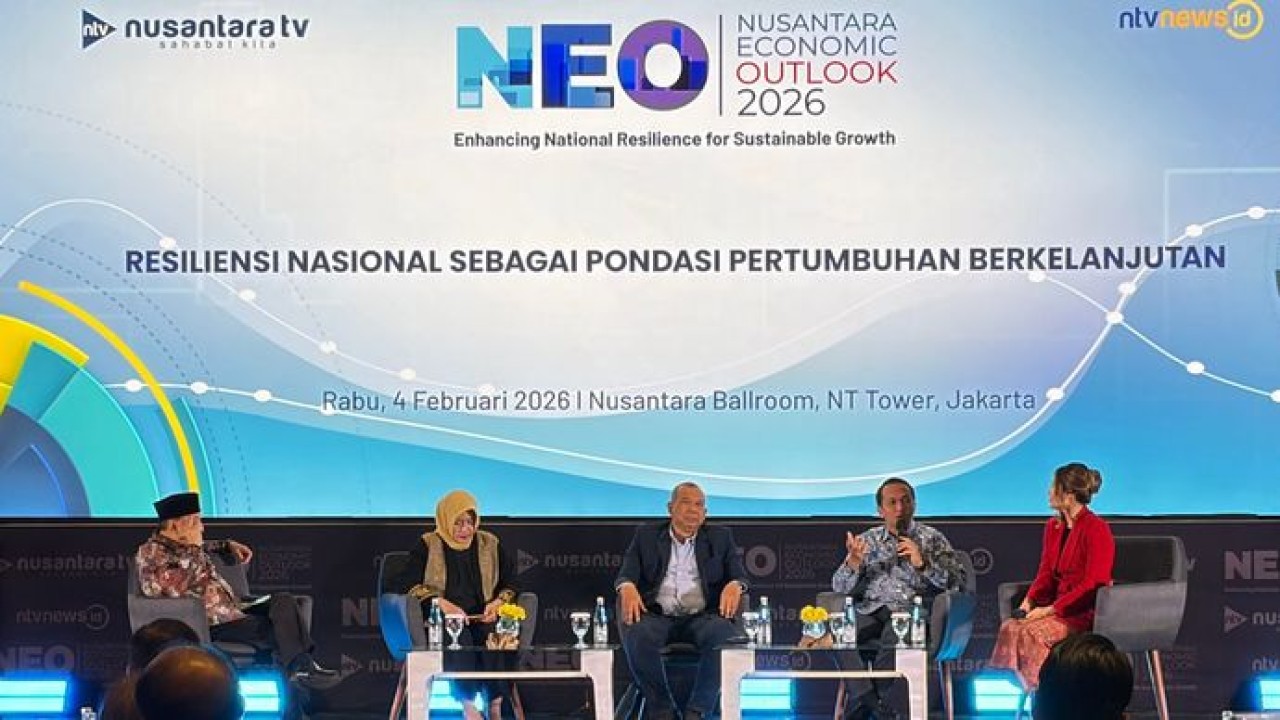 Septian Hario Seto (Anggota DEN), Ninasapti Triaswati (Ekonom UI), Sugeng Santoso (Staf Ahli Kemenko), dan Fuad Bawazier (Eks Menkeu) (NTVNewsid: Dedi)