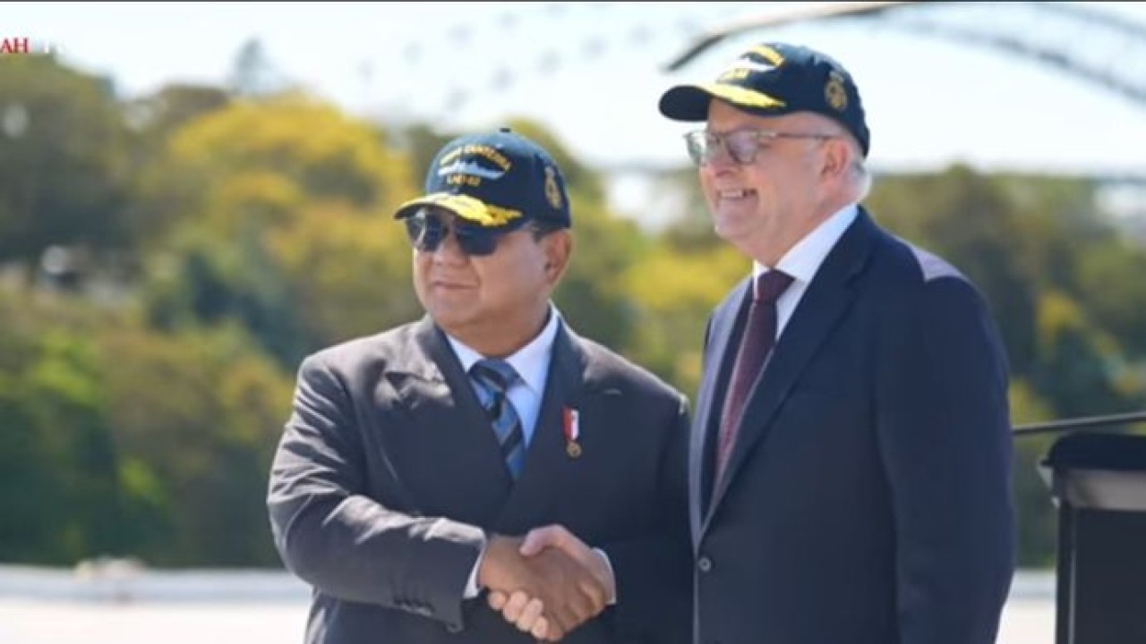 Prabowo Subianto menyambut kedatangan PM Australia Albanese (Istimewa)