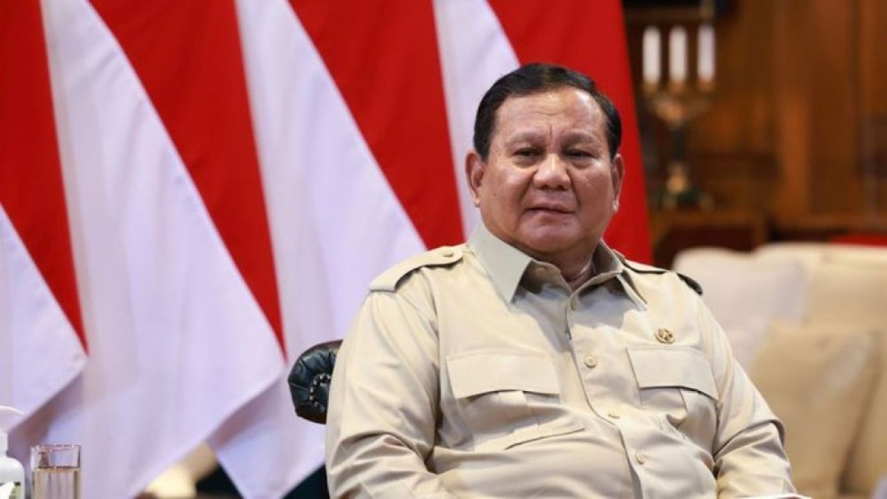 Presiden Prabowo Subianto. (Bakom)