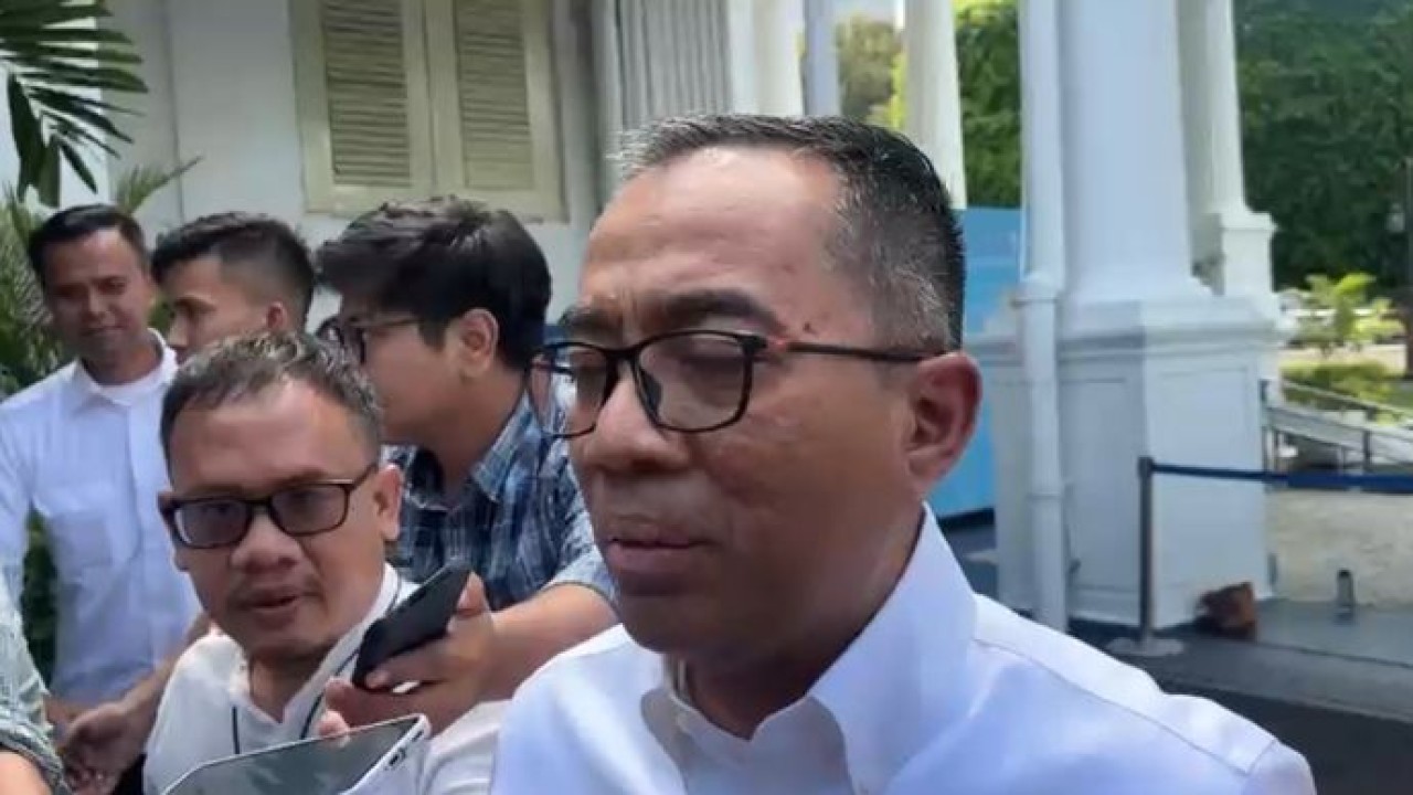 Menteri Pendidikan Tinggi, Sains, dan Teknologi (Mendikti Saintek) Brian Yuliarto (NTVnews)