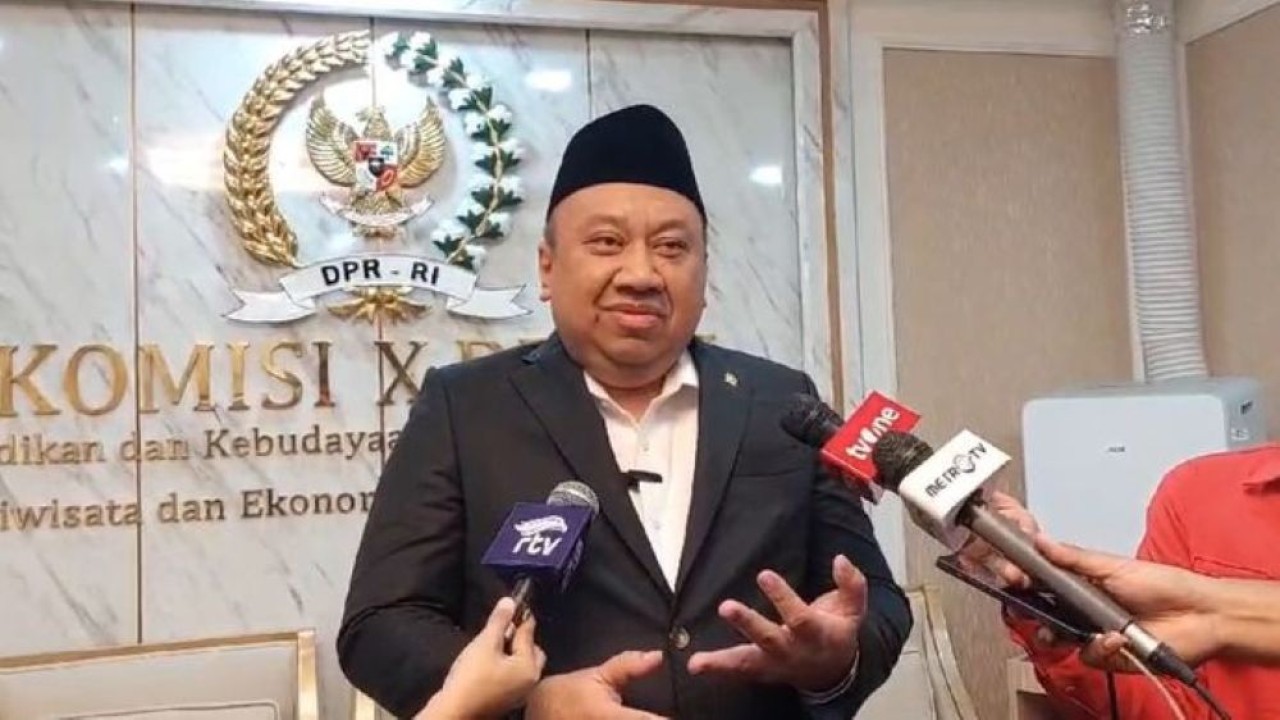 Wakil Ketua Komisi X DPR RI Lalu Hadrian Irfani. (Foto: NTVnews.id/Deddy Setiawan)