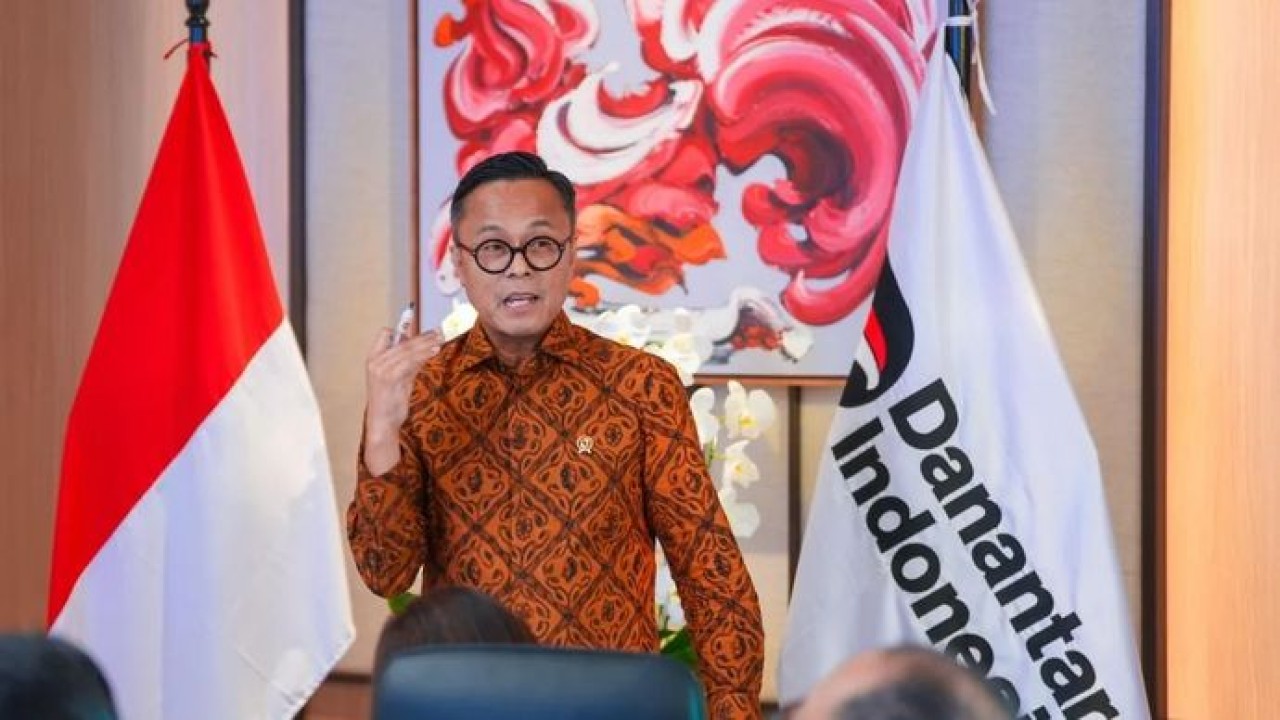 Kepala BP BUMN sekaligus COO Danantara Dony Oskaria. (Antara)