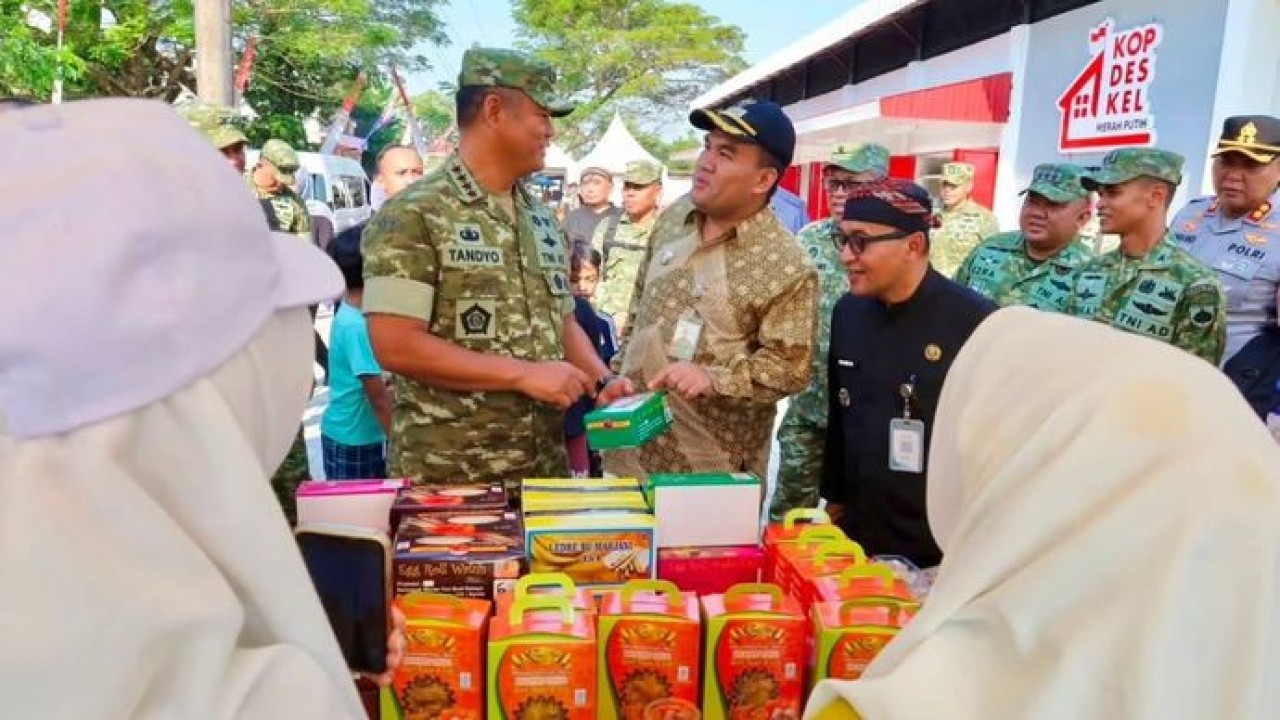 Wapang TNI tinjau Koperasi Merah Putih di Lamongan, Blora, dan Bojonegoro (Puspen TNI)