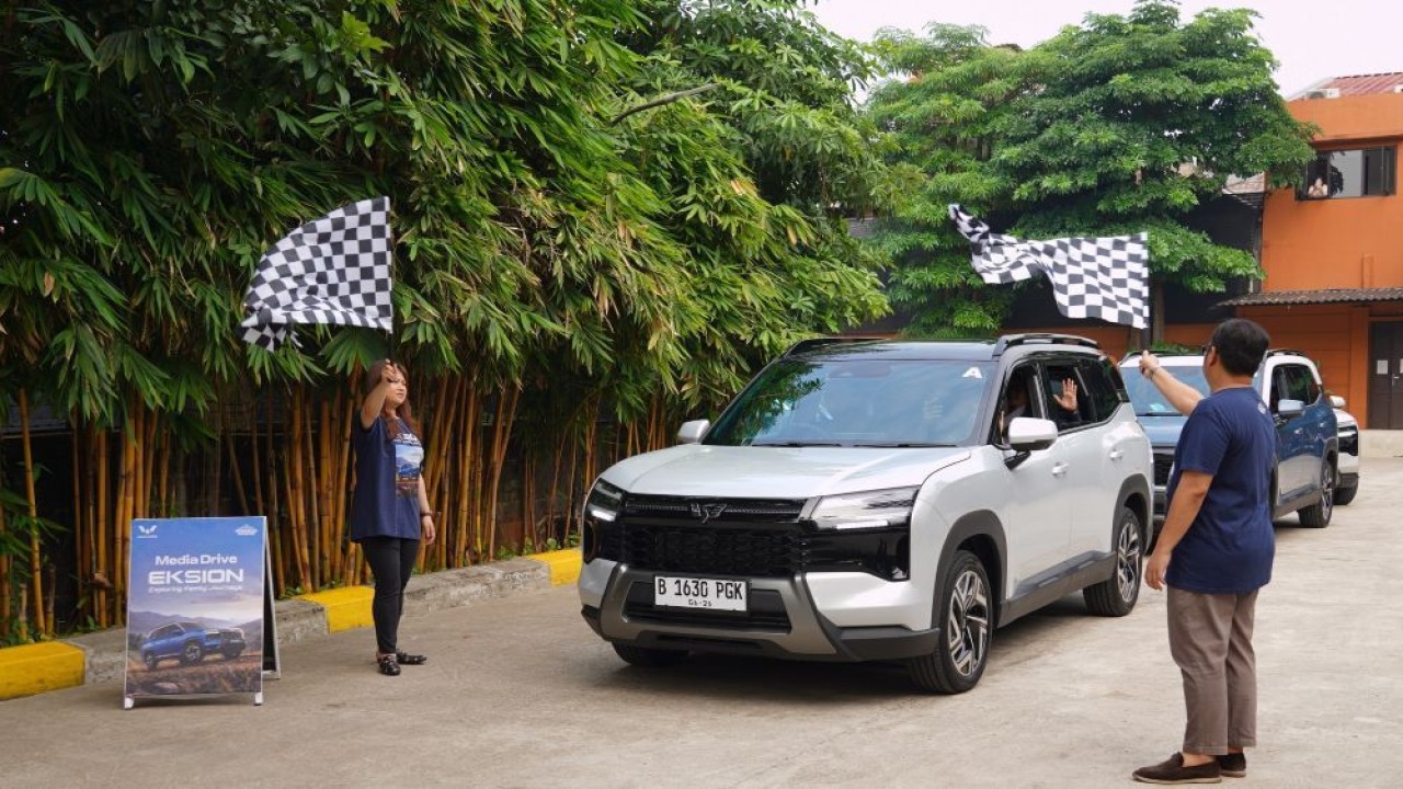 Media Drive Wuling Eksion PHEV menguji performa SUV hybrid 7-seater dari Jakarta hingga Yogyakarta, pada 3-5 Juni 2026. (Foto: Dok/Istimewa, Wuling Motors)