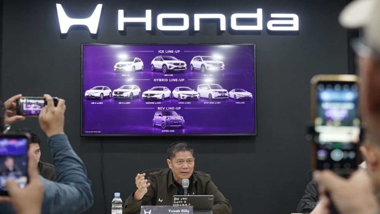 PT Honda Prospect Motor (HPM) menegaskan filosofi "Engineered for Driving Joy" sebagai benang merah yang menyatukan seluruh lini kendaraannya dalam sesi Media Deep Dive di ajang Gaikindo Indonesia International Auto Show (GIIAS) 2026 pada Jumat (31/7/2026). (Foto: Dok/Istimewa/HPM)
