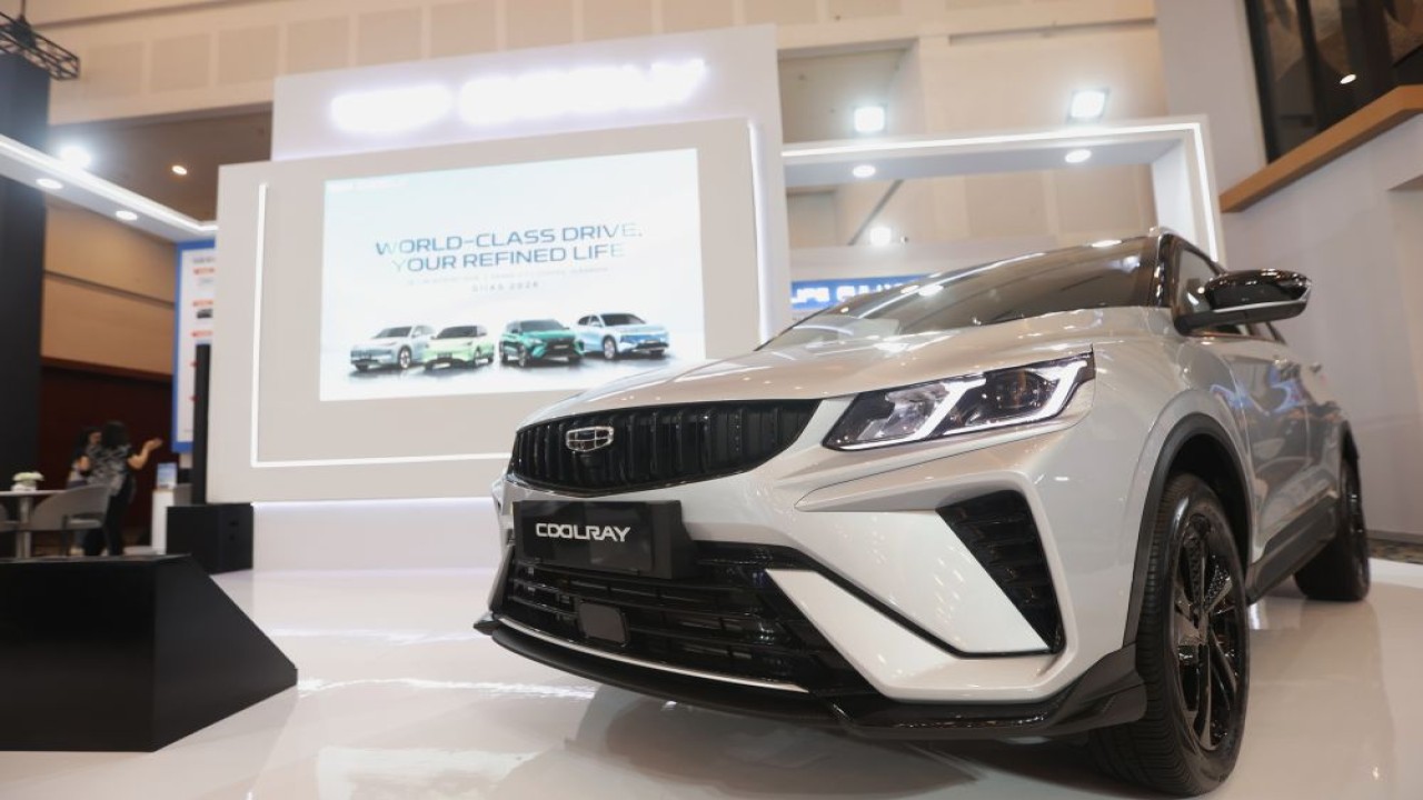 Geely Coolray tampil di booth Geely Auto Indonesia pada GIIAS Surabaya 2026. (Foto: Dok/Istimewa)