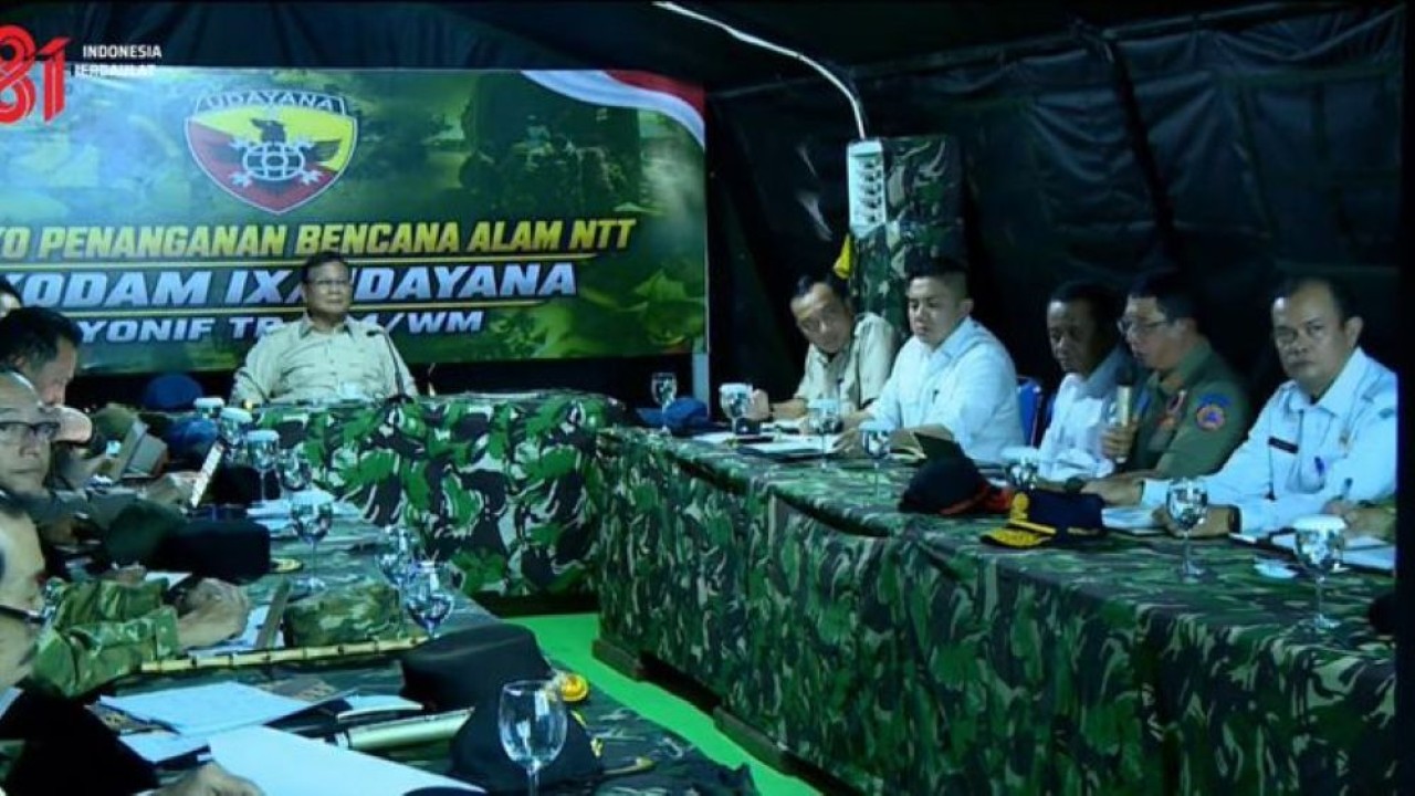 Presiden Prabowo Subianto langsung menggelar rapat untuk membahas penanganan gempa Nusa Tenggara Timur (NTT). (Foto: Istimewa)