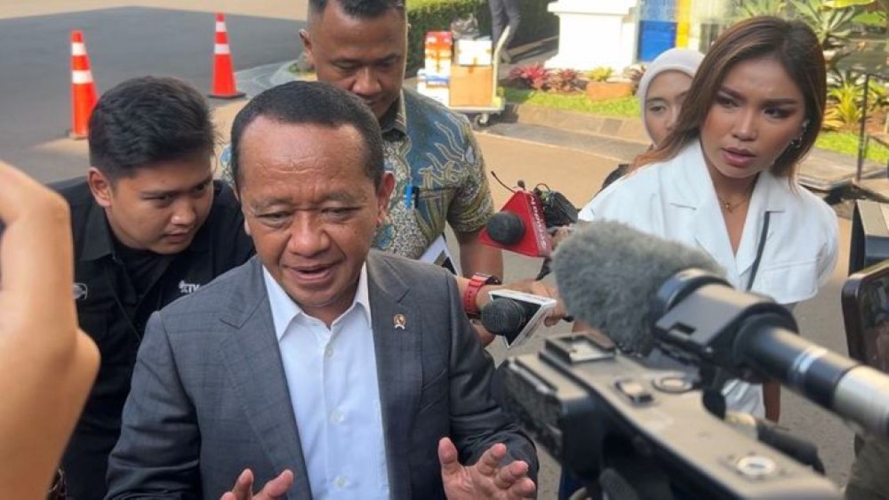 Menteri Koordinator (Menko) Bidang Hilirisasi dan Transisi Energi, Bahlil Lahadalia. (Foto: NTVnews)