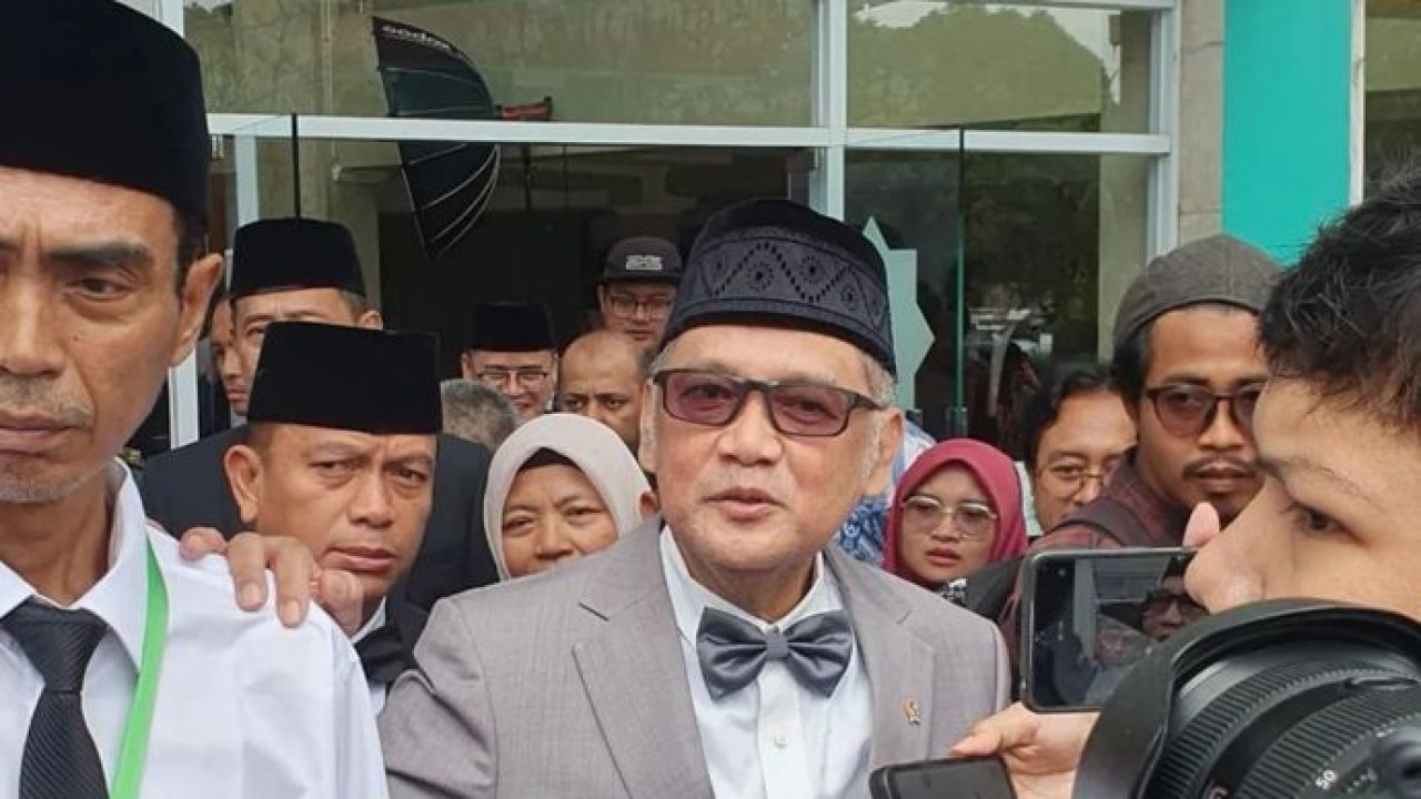 Menteri Haji dan Umrah RI Mohammad Irfan Yusuf. ANTARA/Asep Firmansyah (Antara)
