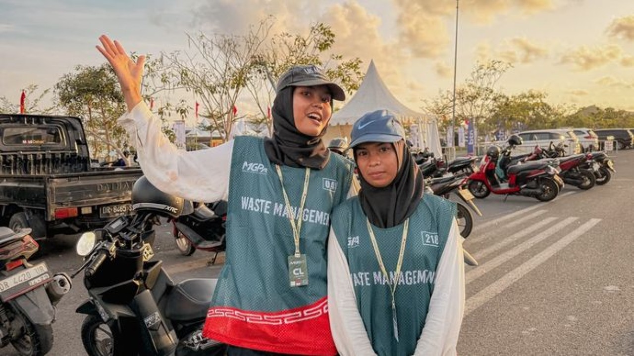 Cleaning Waste Management, Elyani Sulistianda